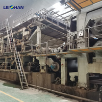 Usine de fabrication de papier kraft de 100 TPD, ligne de production de recyclage de carton usagé, machine à papier en rouleaux jumbo