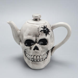 Soporte de Pastel de Cerámica con Calavera Gótica - Pedestal de Cabeza de Esqueleto 3D con Detalle de Araña, Decoración Artística para Postres de Halloween - Product Image 6