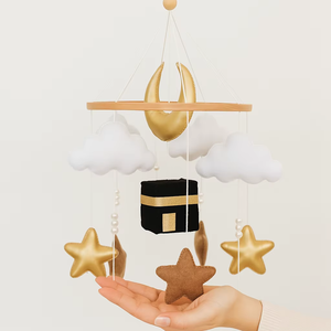 Décoration de chambre pour bébé, jouets musicaux rotatifs suspendus islamiques, mobile pour bébé étoile et lune, mobile Kaaba avec cubes Coran - Product Image 2