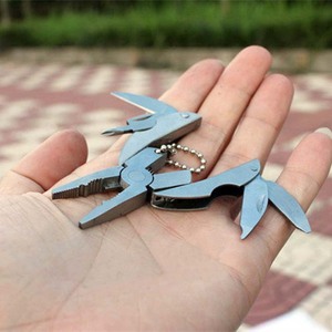 <span class=keywords><strong>Mini</strong></span> pince multifonction en acier inoxydable pour l'extérieur, pliable, avec tournevis, pince, porte-clés, outil portable pour la randonnée et le camping - Product Image 2