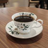 Ensemble de tasses et soucoupes à thé haut de gamme à offrir, tasse à café et à thé en porcelaine anglaise à motif floral