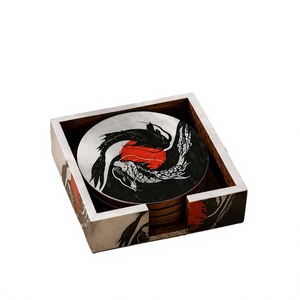 Ensemble de 4 sous-verres réutilisables en MDF au style incroyable avec impression autocollante en émail, antidérapants et résistants à la chaleur, à prix très avantageux - Product Image 1