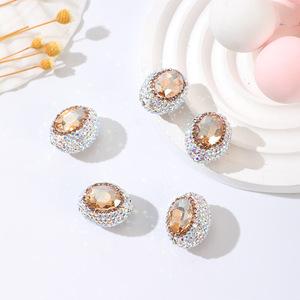 2025 Venta caliente 19*25mm cuentas ovaladas cuentas de diamantes de imitación brillantes encantos Bling cuentas de arcilla suave para la fabricación de collares de pluma - Product Image 5