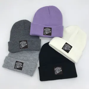 Hoge Kwaliteit Y 2K Fabrikant Custom Logo Jacquard Logo Gebreide Winter Pluizige Beanie Warme Fuzzy Gebreide Mohair Beanie