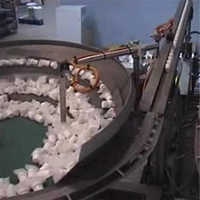Machine de remplissage de scellage de poche de bec liquide pour Doypack