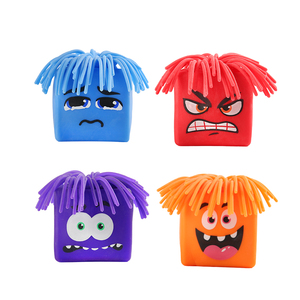 Fabricant OEM en gros de jouets anti-stress personnalisés, cubes moelleux et mignons avec cheveux, remplis d'air, pour enfants et adultes. - Product Image 5