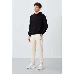 Pantalones Deportivos de Hombre Cesar Beige con Bolsillos en Felpa Cepillada - 84929 - Beige - Product Image 1