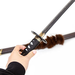 Espada Katana de Lobo Solitario Ghost of Yotei - Espada Samurai con Detalles de Piel de Lobo Auténtica para Cosplay y Colección - Product Image 5