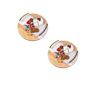 Tabla de quesos de forma redonda de mármol y madera con asas de metal dorado Tabla de quesos de utensilios de cocina más vendida - Product Image 1