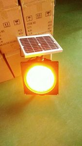 Năng lượng mặt trời Powered nhôm <span class=keywords><strong>Led</strong></span> dấu hiệu giao thông sản phẩm màu vàng với trắng phản xạ cho cảnh báo đường đèn <span class=keywords><strong>LED</strong></span> - Product Image 6