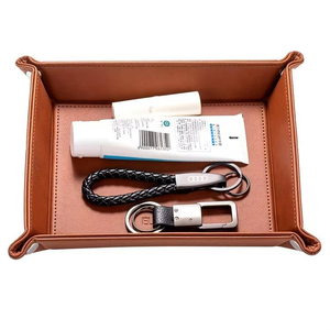 <span class=keywords><strong>Plateau</strong></span> de rangement portable en cuir PU avec logo de cheval gravable au laser, idéal pour bijoux, montres, téléphones, pièces de monnaie et accessoires de jeu, pour <span class=keywords><strong>bureau</strong></span> ou table. - Product Image 3