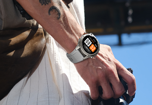 Penjualan terlaris 2025 jam tangan pintar Amoled untuk pria jam tangan pintar kebugaran tahan air layar besar pria produsen kustom Reloj Smartwatch ultra - Product Image 2