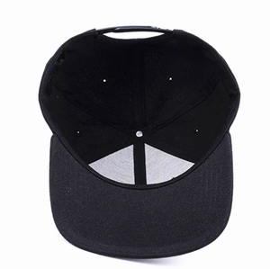 Casquettes Snapback à 6 Panneaux Noires Personnalisées avec Broderie de Rose à Bas Prix pour Hommes - Product Image 4