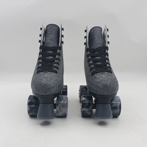 <span class=keywords><strong>Pattini</strong></span> Premium Black Quad <span class=keywords><strong>pattini</strong></span> per ragazzi e uomini principianti classico Design High-Top regolabile per interni <span class=keywords><strong>o</strong></span> esterni - Product Image 3
