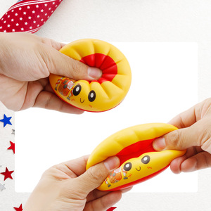 Jouet Squishy en forme de boulette à vapeur avec diverses drapeaux nationaux, Boîte Mystère Squishy, Squishy Bao Bun de football, Jouet sensoriel à presser anti-stress - Product Image 2