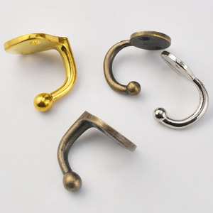Ganchos de pared individuales de hierro fundido en bronce antiguo, plata y oro para colgar abrigos y gorras detrás de puertas o en paredes. - Product Image 2