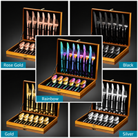 Ensemble de 24 couverts modernes en acier inoxydable avec coffret cadeau pour dîners formels et distribution au détail