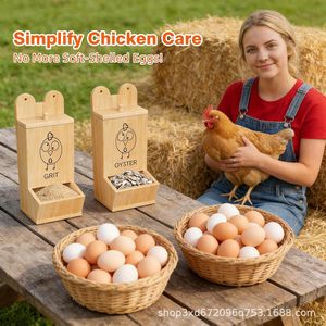 Comedero de madera para gallinas, comedero colgante de madera para gallinas, dispensador de alimento para animales pequeños de madera maciza - Product Image 3