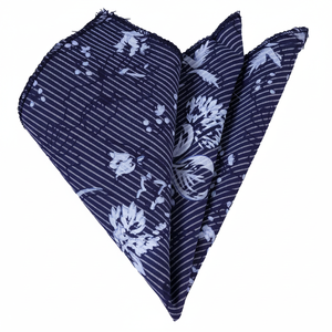 Foulard en coton à imprimé floral bleu marine et blanc Accessoire de costumes pour hommes - Product Image 2