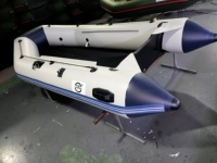 Bateau de sport gonflable en PVC de 2,70 m (9 pieds) directement de l'usine, bateau de pêche stable pour 4 personnes, petit bateau