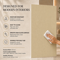 Panneau mural en PVC à grain de bois vertical beige MORLENX, feuille de marbre UV haute brillance pour projet d'intérieur commercial moderne
