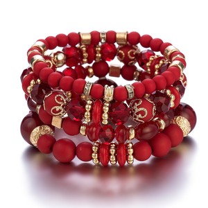 <span class=keywords><strong>4</strong></span> ensembles de bracelets en perles empilables de style bohème pour femmes, bracelets en perles de cristal en forme de cœur de style bohème extensibles - Product Image 5
