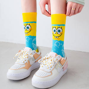 OEM personalizado más nuevos calcetines divertidos de moda calcetines de dibujos animados lindo <span class=keywords><strong>Kawaii</strong></span> Comics Anime <span class=keywords><strong>esponja</strong></span> calcetines para las mujeres - Product Image 1