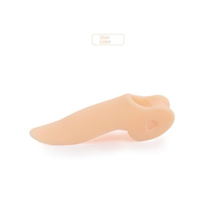 <span class=keywords><strong>Séparateur</strong></span> d'orteils réglable SEBS Gel pouce Valgus <span class=keywords><strong>petit</strong></span> <span class=keywords><strong>orteil</strong></span> Correction housse de protection <span class=keywords><strong>petit</strong></span> <span class=keywords><strong>séparateur</strong></span> d'ongles pour Hallux Valgus - Product Image 6