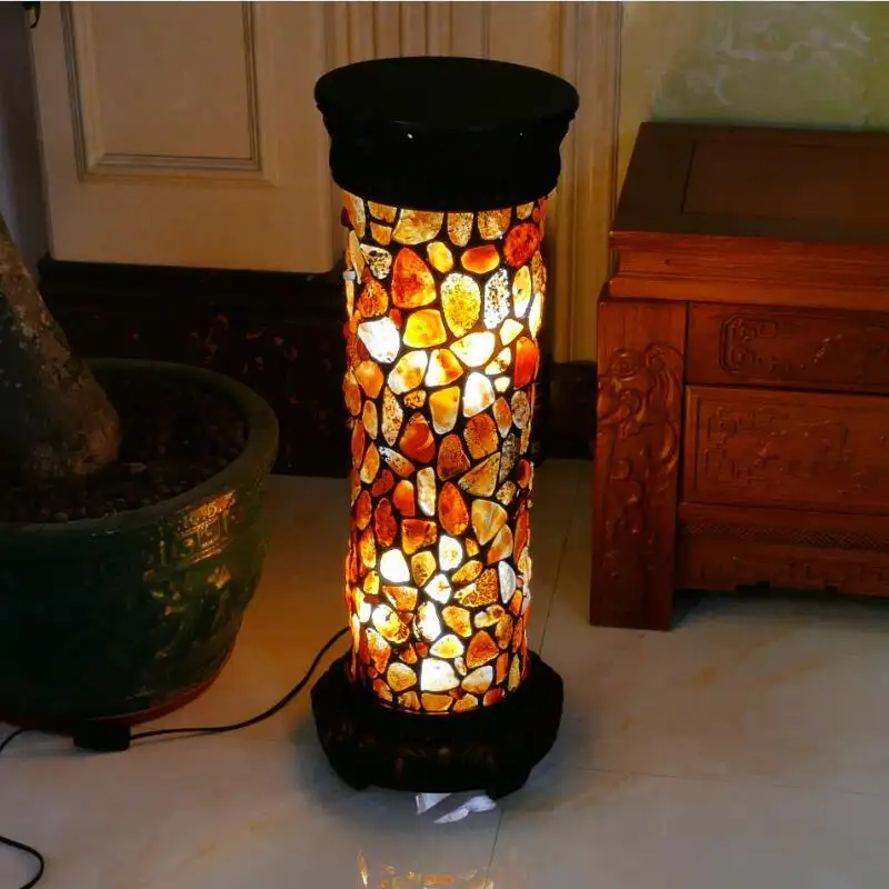 Europäische Vintage-Stil Stain glass Nachttisch Tiffany Stehlampen LED Karneol Wohnzimmer Schlafzimmer Tiffany Glasmalerei Rom Säule