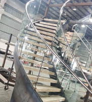 Escalier en colimaçon moderne en acier Prima Safe & Durable avec design écologique pour usage extérieur