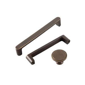 Poignées <span class=keywords><strong>de</strong></span> tiroir en laiton massif pour meubles <span class=keywords><strong>de</strong></span> cuisine, style intérieur traditionnel et luxe minimaliste, fournies directement par l'usine d'origine. - Product Image 1