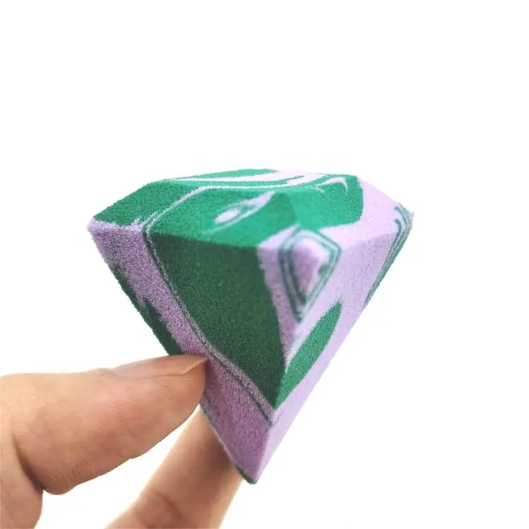 Yally New Eco Friendly Vegan Customized Wholesale Triangle Beauty Color Changing Green Luxury Makeup Sponge Blender