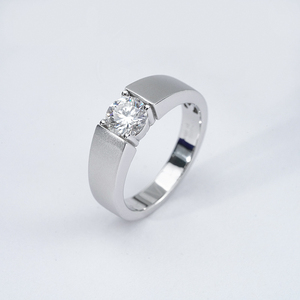 Anillo de Hombre con Piedra Moissanita Starsgem, Plata S925, Color DEF, VVS, Anillo de Compromiso de Plata con Moissanita - Product Image 3