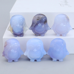 Tùy Chỉnh Tự Nhiên Màu Xanh Chalcedony Chim Cánh Cụt Con Tìm Bán Buôn Dễ Thương Mini Động Vật Tinh Thể Chạm Khắc Chữa Bệnh Đá Quý Thủ Công Cho Món Quà - Product Image 1