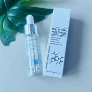 Sérum repulpant pour les lèvres à l'acide hyaluronique, biologique et végétalien, avec applicateur roller de beauté, pour lèvres plus volumineuses, vente en gros sous marque privée - Product Image 1