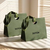 Sac en papier kraft rigide brun avec poignée en corde de jute, emballage écologique naturel en vrac pour les boutiques de café, de thé et de produits de qualité supérieure