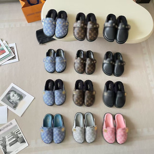 Mules imprimées vintage doublées polaire, sandales plates pour femme, chaussures de marche quotidiennes d'extérieur, vente en gros - Product Image 1