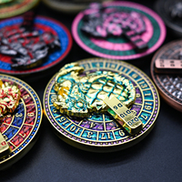Nouveauté 10 couleurs de dés d'oeufs de dragon en métal Roulette unique 7 en 1 Spinner Dice pour les jeux du MDN