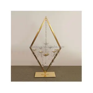 New design Gold Diamond Stand Hanging Crystal Candles Holder for Wedding Table Top Centerpiece