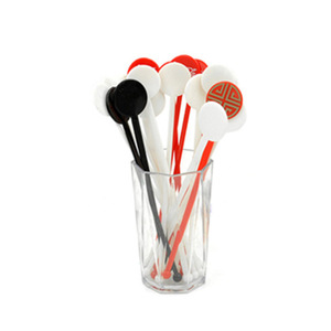 Venta al por mayor Bar Fiesta blanco negro naranja rojo 8 pulgadas cóctel Swizzle Sticks plástico café whisky bebida agitador - Product Image 1