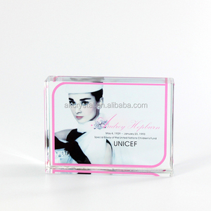 Beaux cadeaux de mariage ou d'anniversaire mémorables personnalisés <span class=keywords><strong>Presse</strong></span>-papiers en verre à cadre photo en cristal - Product Image 3