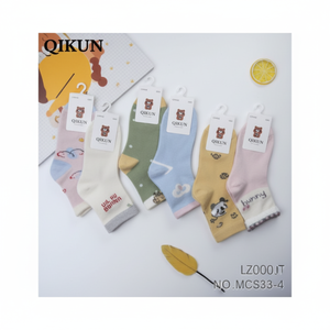 Calze di cotone per ragazze in 3 taglie prodotto specifico per bambini - Product Image 1