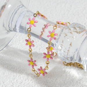 Pulsera de Flor de Margarita de Acero Inoxidable, Joyería Unisex de Regalo, Estilo Europeo, Diseño de Cadena de Eslabones con Pureza de 18K - Product Image 3