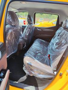 Meilleur vendeur Dongfeng Rich 7 Pick-up 4*4 Essence Automatique à vendre - Product Image 4