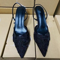 Nouvelles sandales à talons hauts élégantes pour femme, style automne 2026, avec bride arrière, bout pointu, broderies et perles en maille