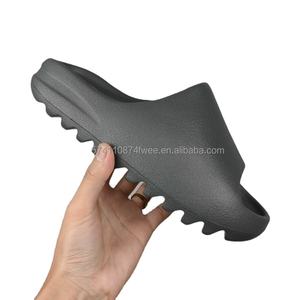 Chaussons pour hommes de haute qualité, antidérapants, légers, respirants, avec empeigne en EVA, impression 3D, bout épais, toutes saisons - Product Image 3
