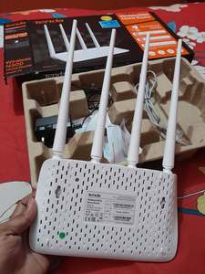 Routeur sans fil N Tenda F6 300 Mbps d'occasion en gros, 4 antennes, 2,4 GHz, Ethernet rapide RJ45, garantie 1 an pour les importateurs - Product Image 5