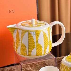 Service à café en céramique de luxe 15 pièces, série Cheval, en porcelaine fine, avec théière, tasses, soucoupes et assiettes élégantes pour la maison, cadeau d'affaires - Product Image 2