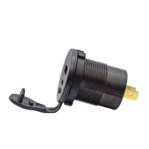 شاحن سيارة USB سريع 3.0 بقوة 12 فولت مقاوم للماء 18 واط من النوع C مع مؤشر LED ومفتاح تشغيل/إيقاف - Product Image 5