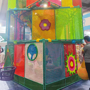 Moetry Cube de jeu coloré en crochet pour l'intérieur, structure de jeu en filet de corde tricoté pour enfants, idéal pour les centres de jeux et les parcs - Product Image 2